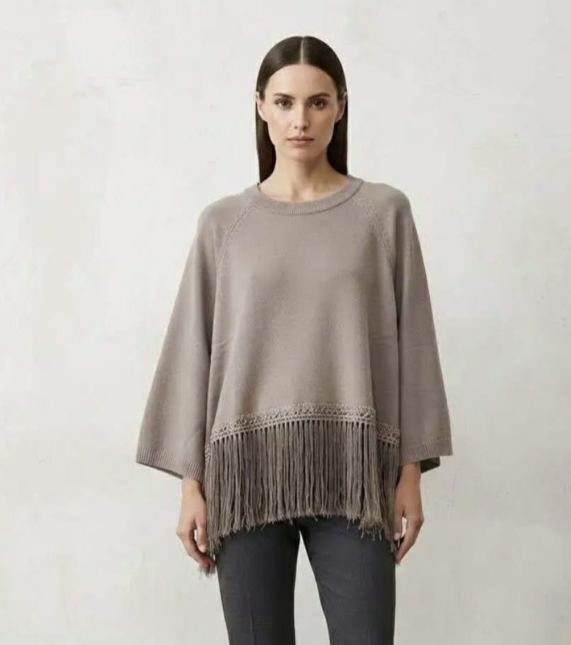 Knit Pull met Franjes Taupe