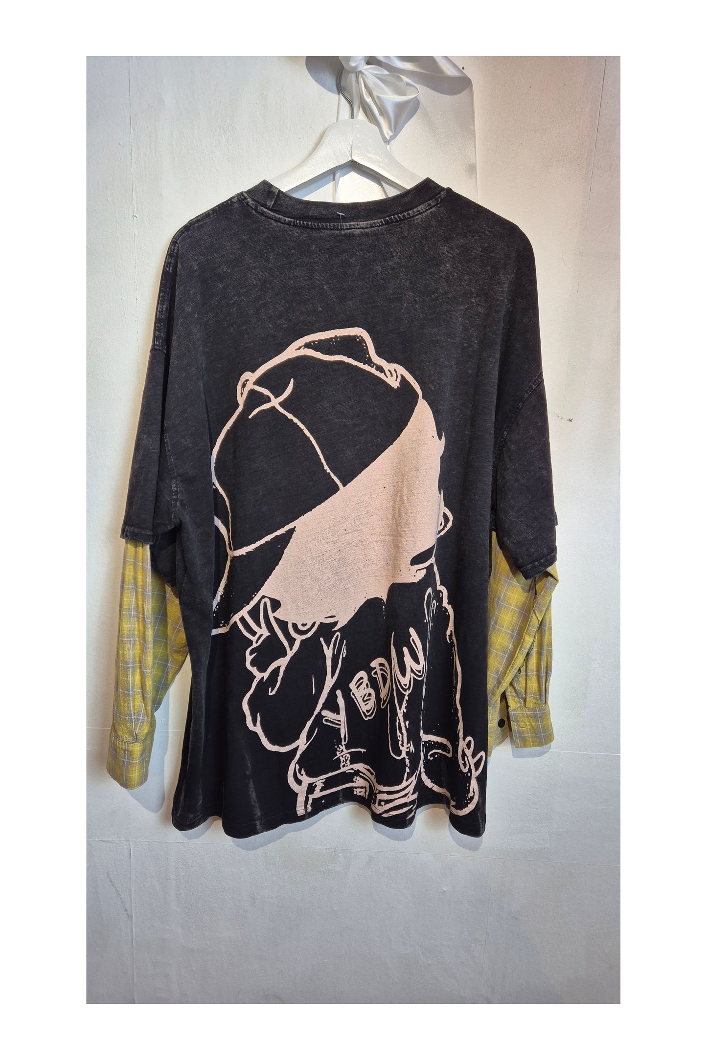 Oversized “Betty Streetstyle” Layered Tee