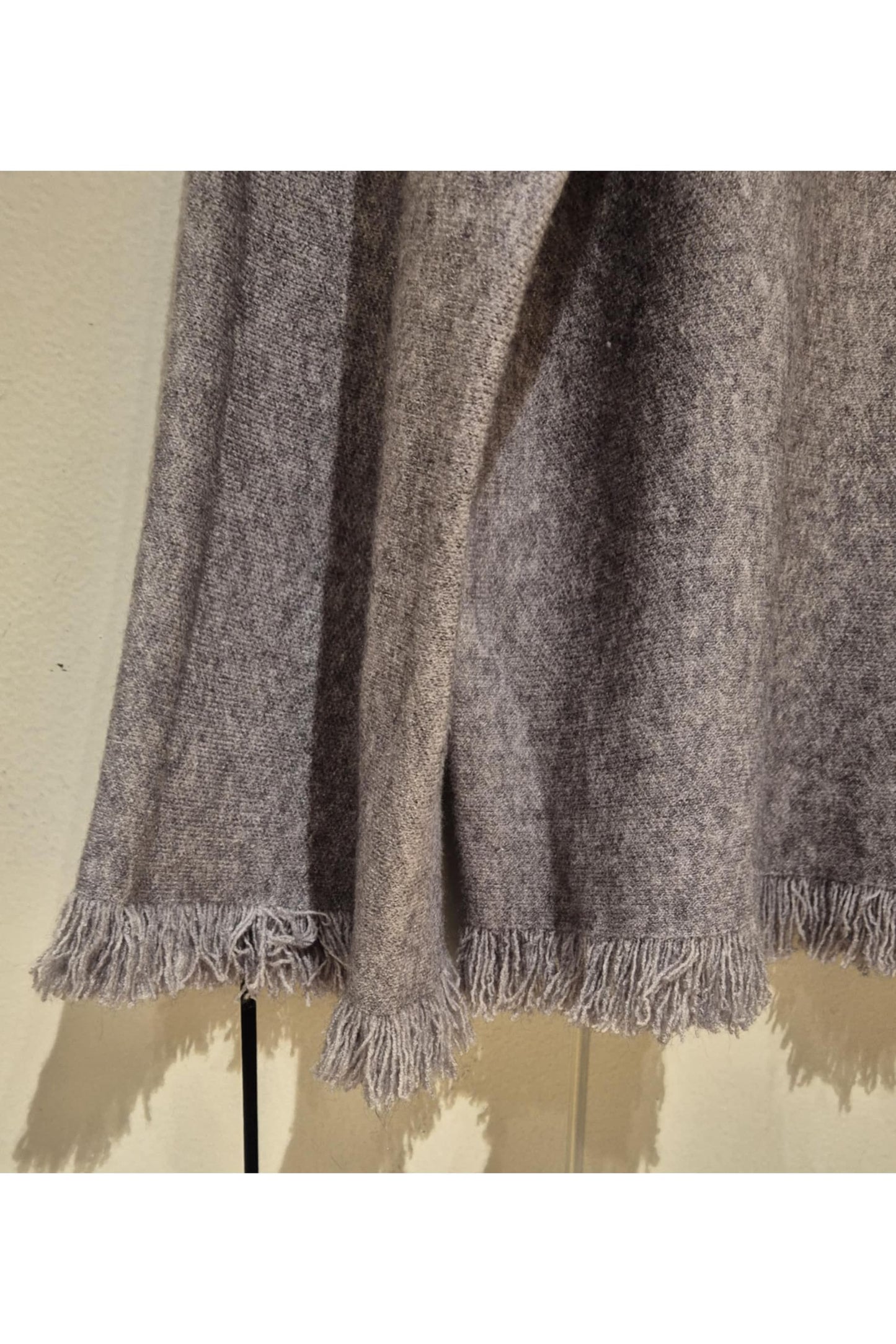 Pull “Soft Fringe” – Grijs