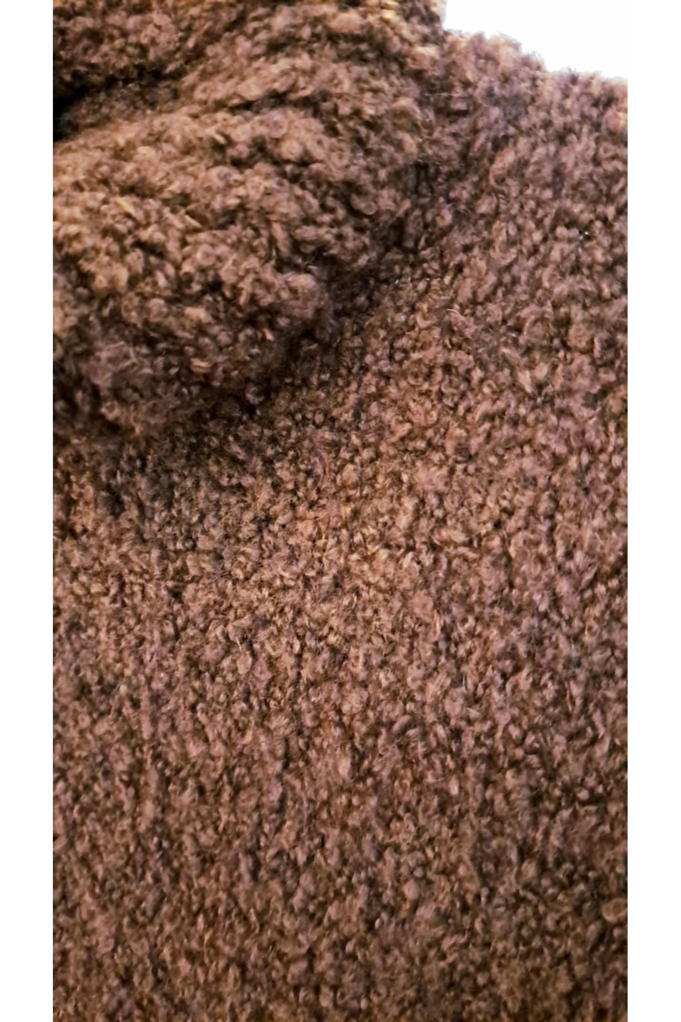 Mouwloze teddytrui bruin