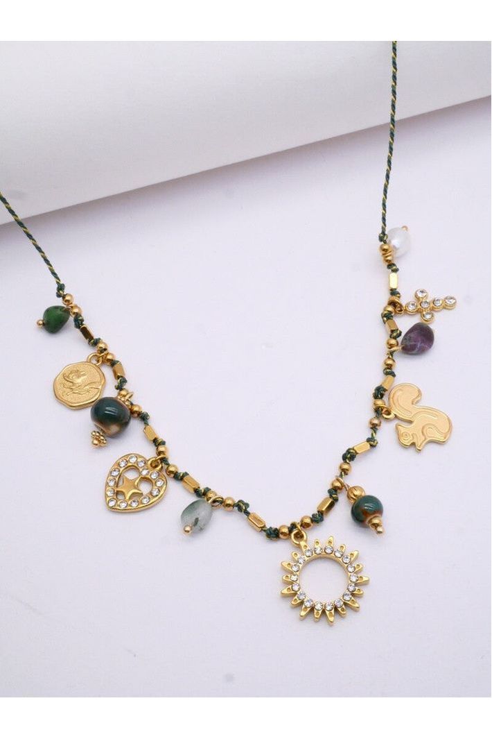 Enkele ketting met groene bedeltjes