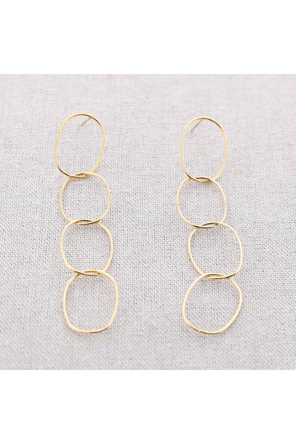 Minimalistische Schakels in Goudkleur