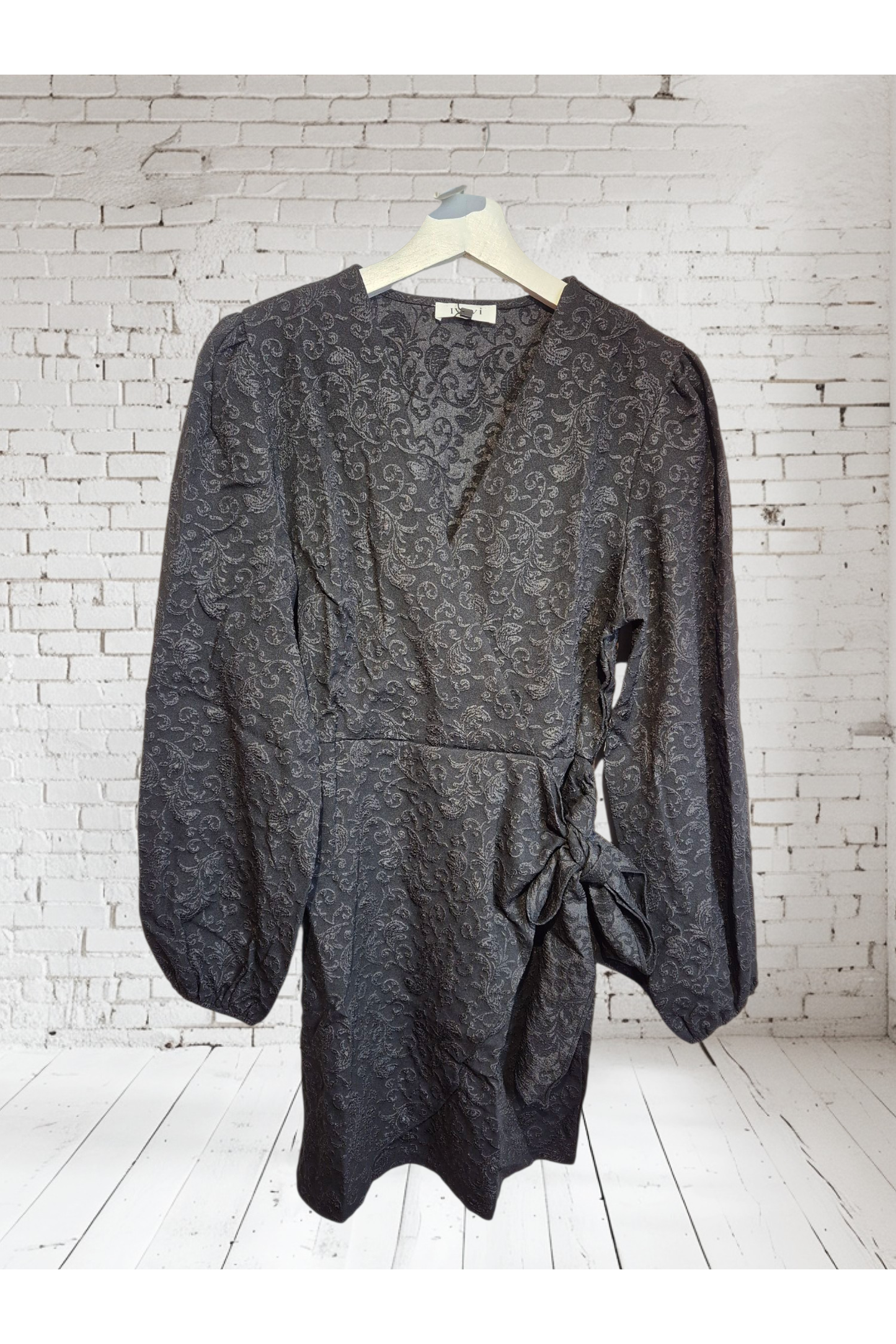 Jurk “Noir Élégance”