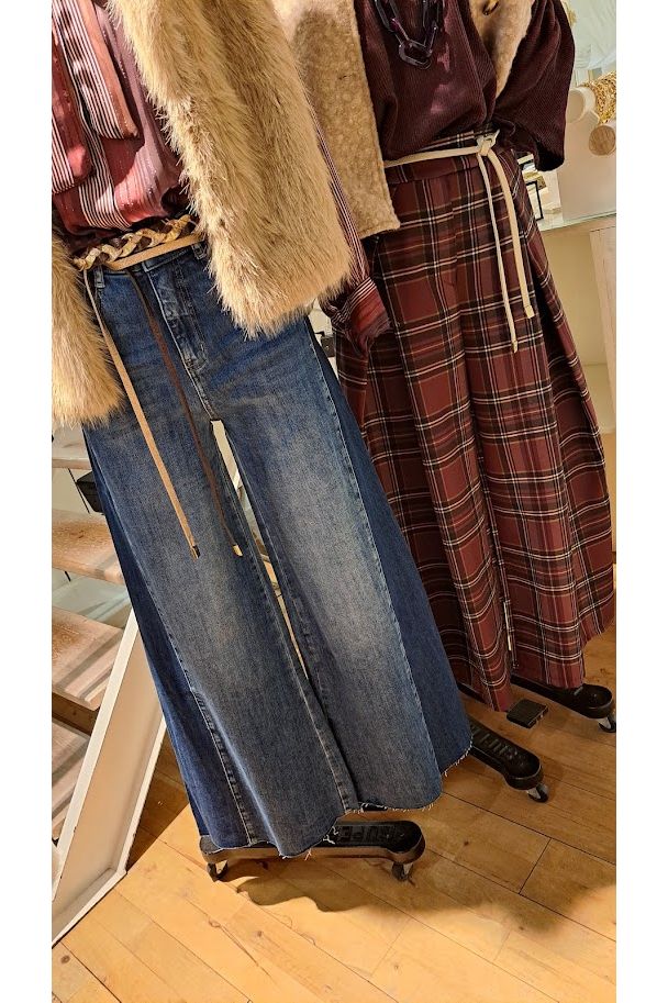 Wide leg jeans met patchwork details