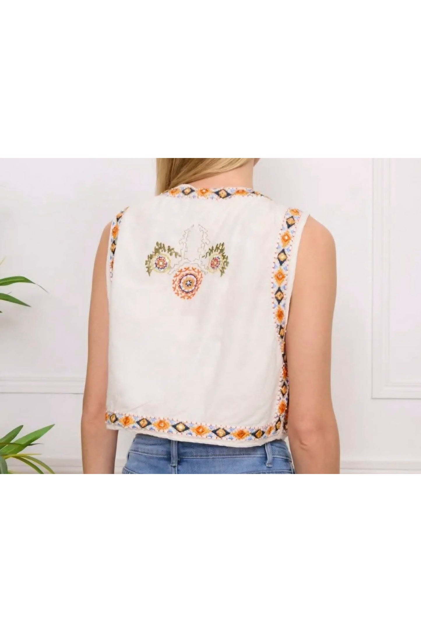 Boho gilet met borduurwerk en kwastjes