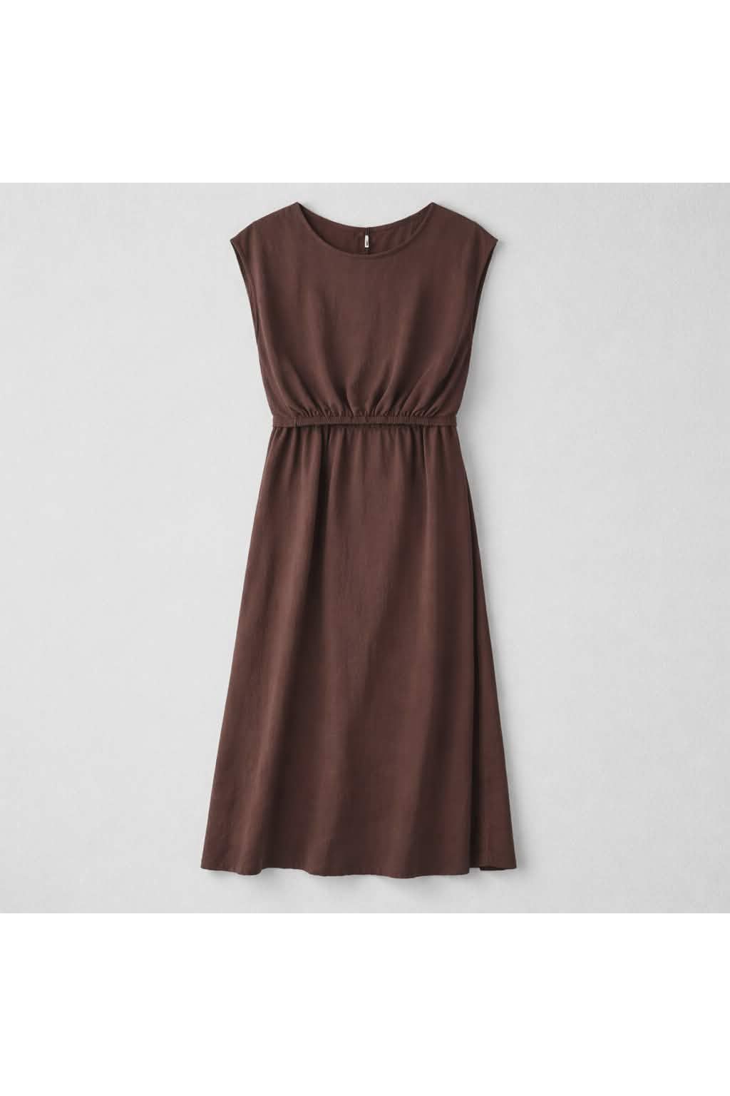 Luchtig viscose ensemble – top & rok