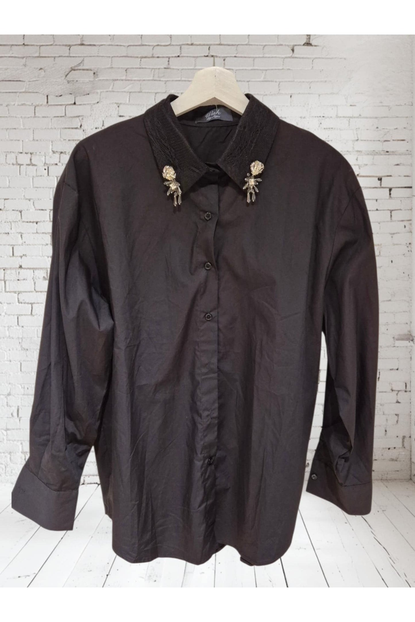 Zwarte Blouse met Statement Kraag