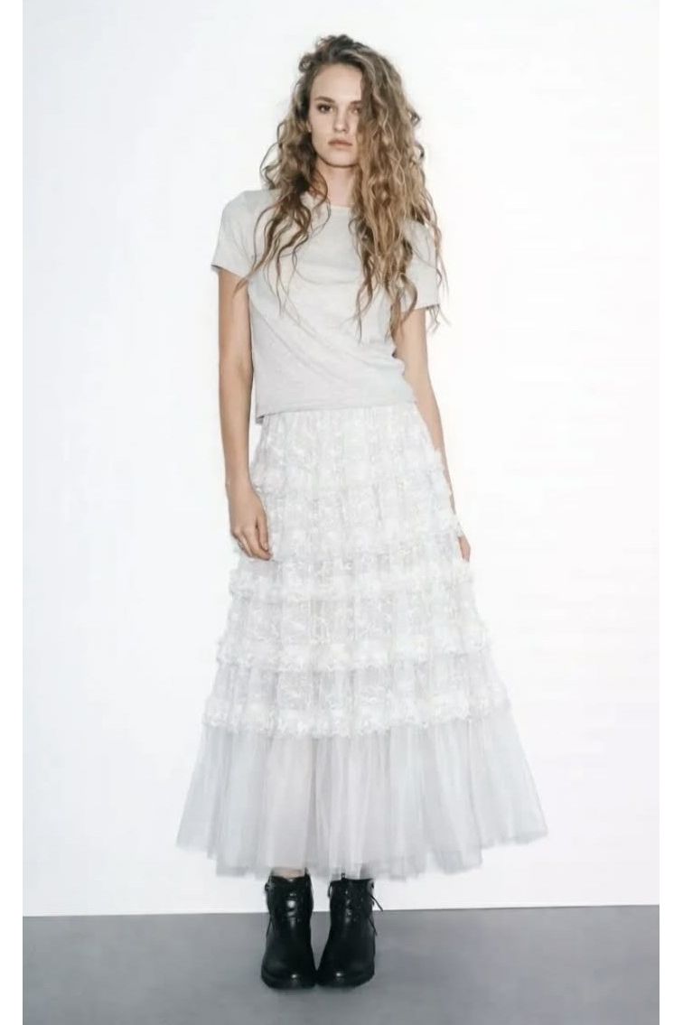 Wild Romance Tulle Skirt Wit