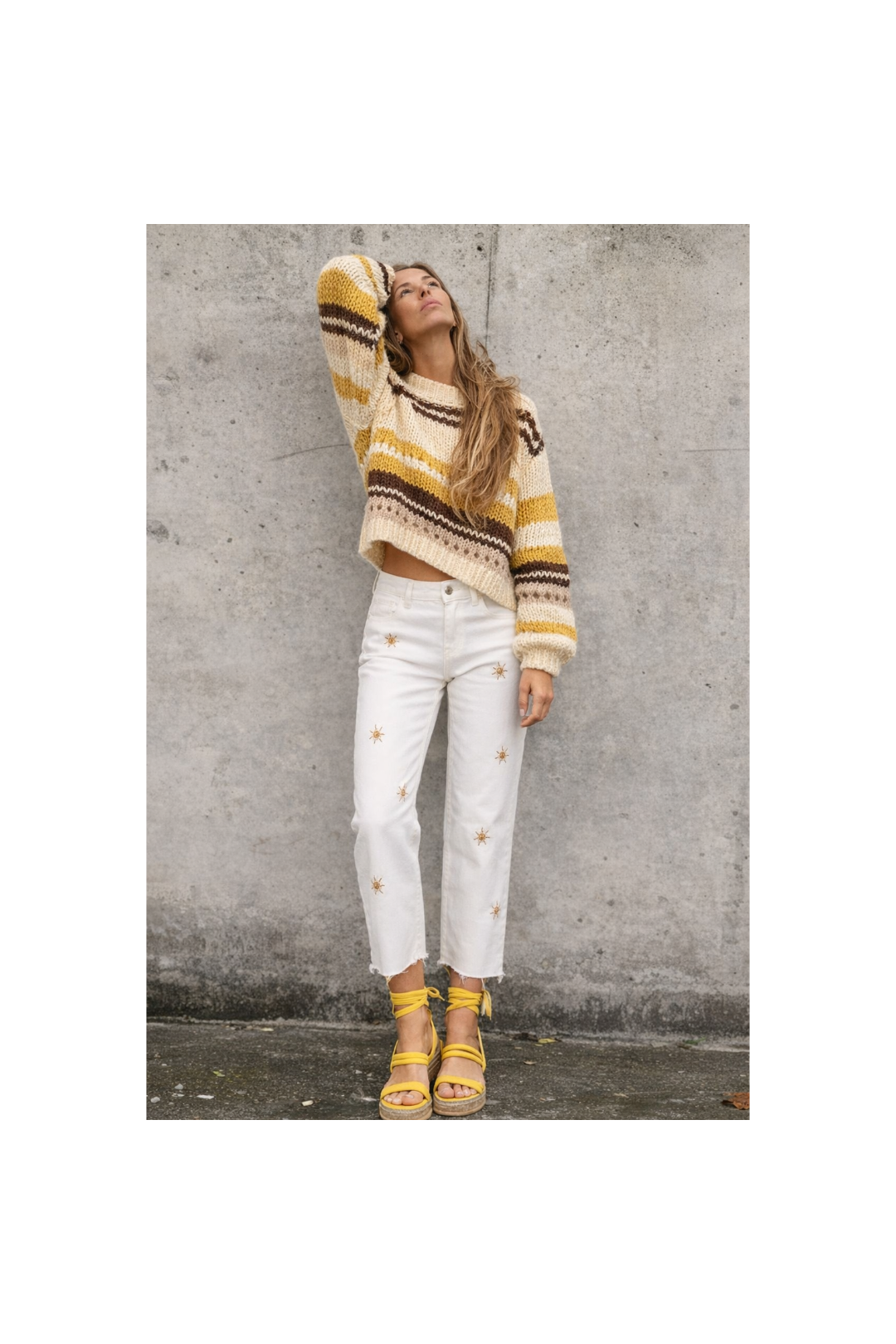 Jeans met geborduurde zonnetjes