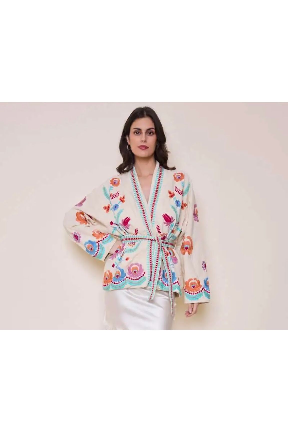 Boho Kimono Jasje met Kleurrijke Borduursels