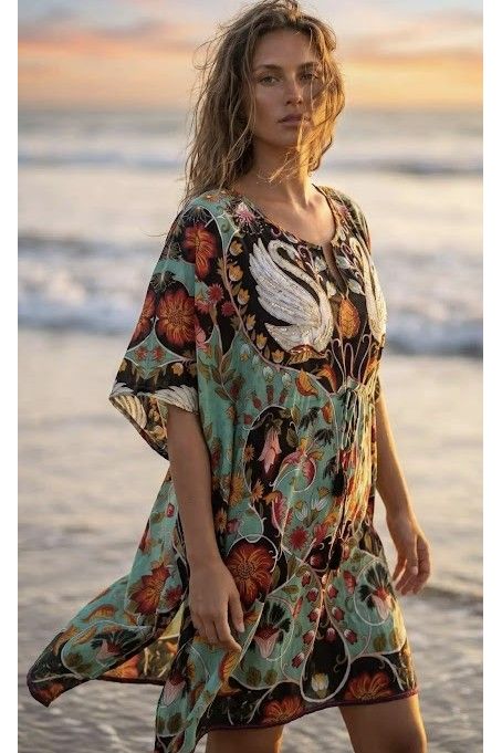 Boho Kimono met Zwanenprint & Pareldetails