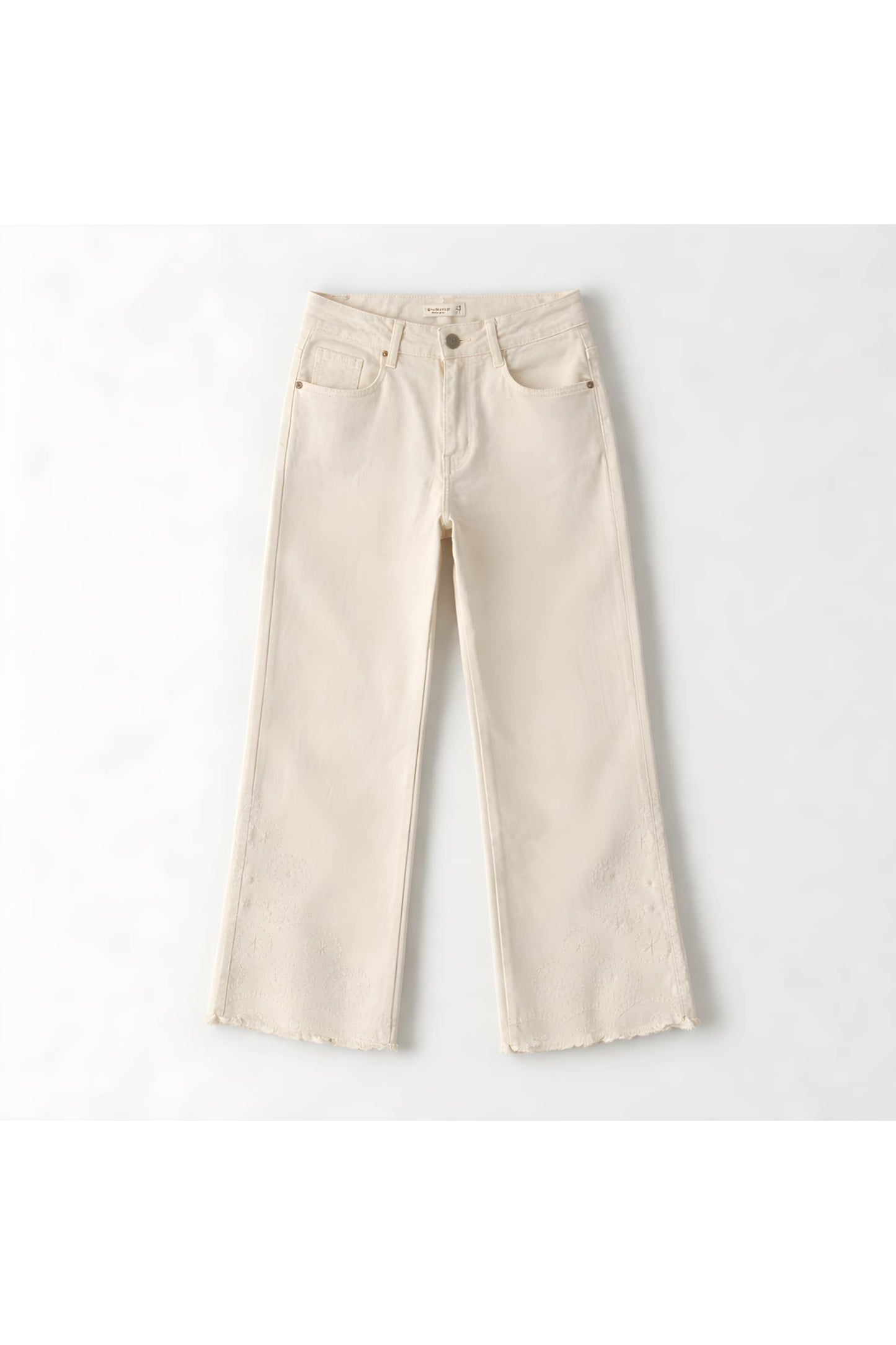 Crèmekleurige wide leg jeans met borduur en rafelafwerking