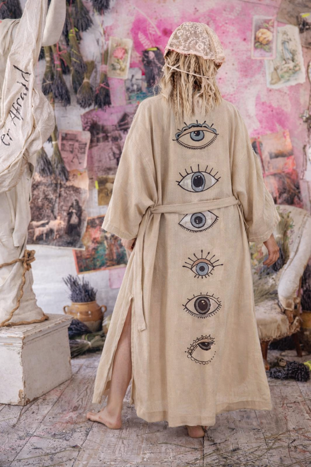 Bohemian kimono met eye print camel