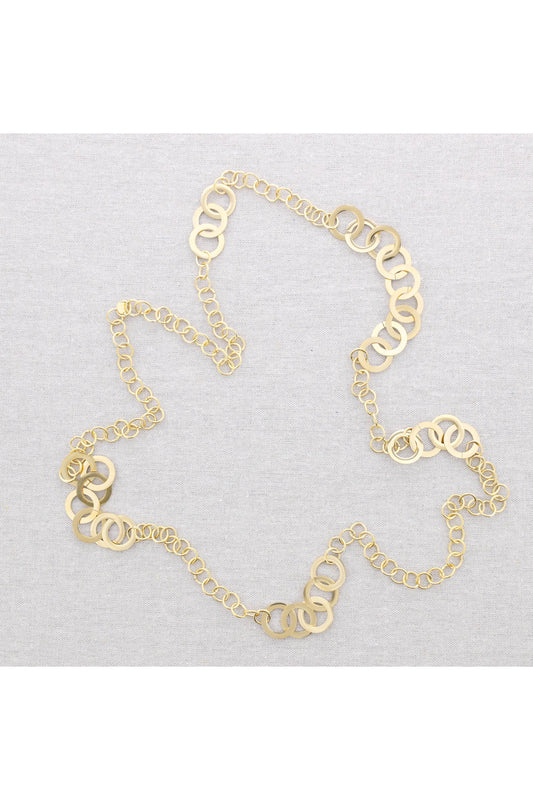 Halsketting met kleine stalen schakels