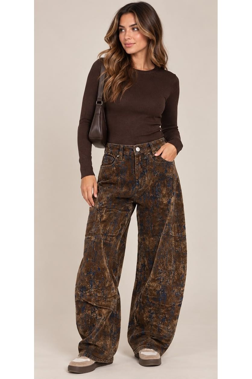 Statement Barrel Jeans met Velours Details
