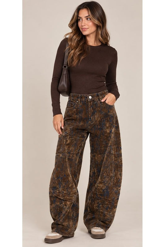 Statement Barrel Jeans met Velours Details