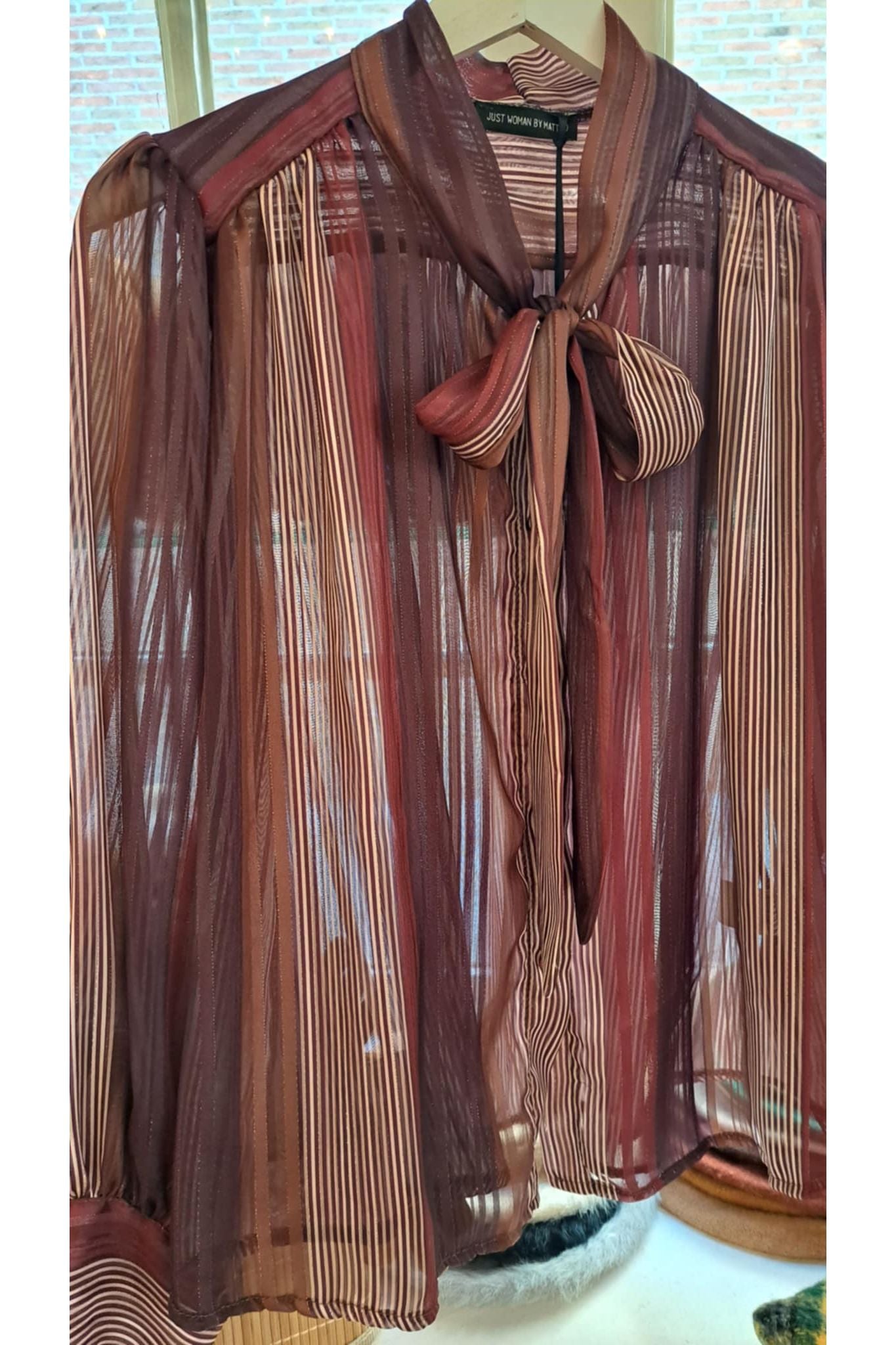 Voile bloes burgundy