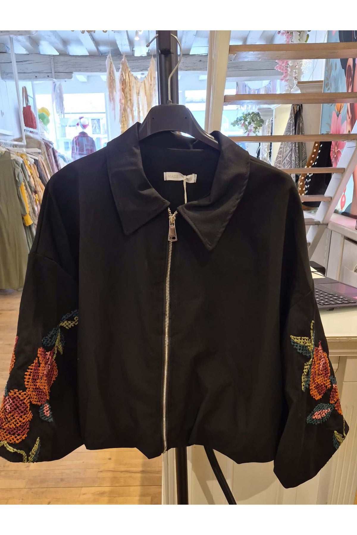 Bomber zwart