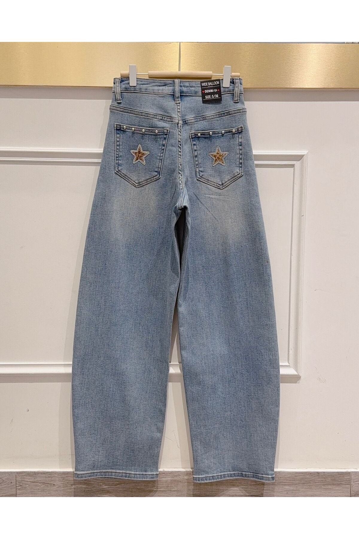 Balloon jeans met studs