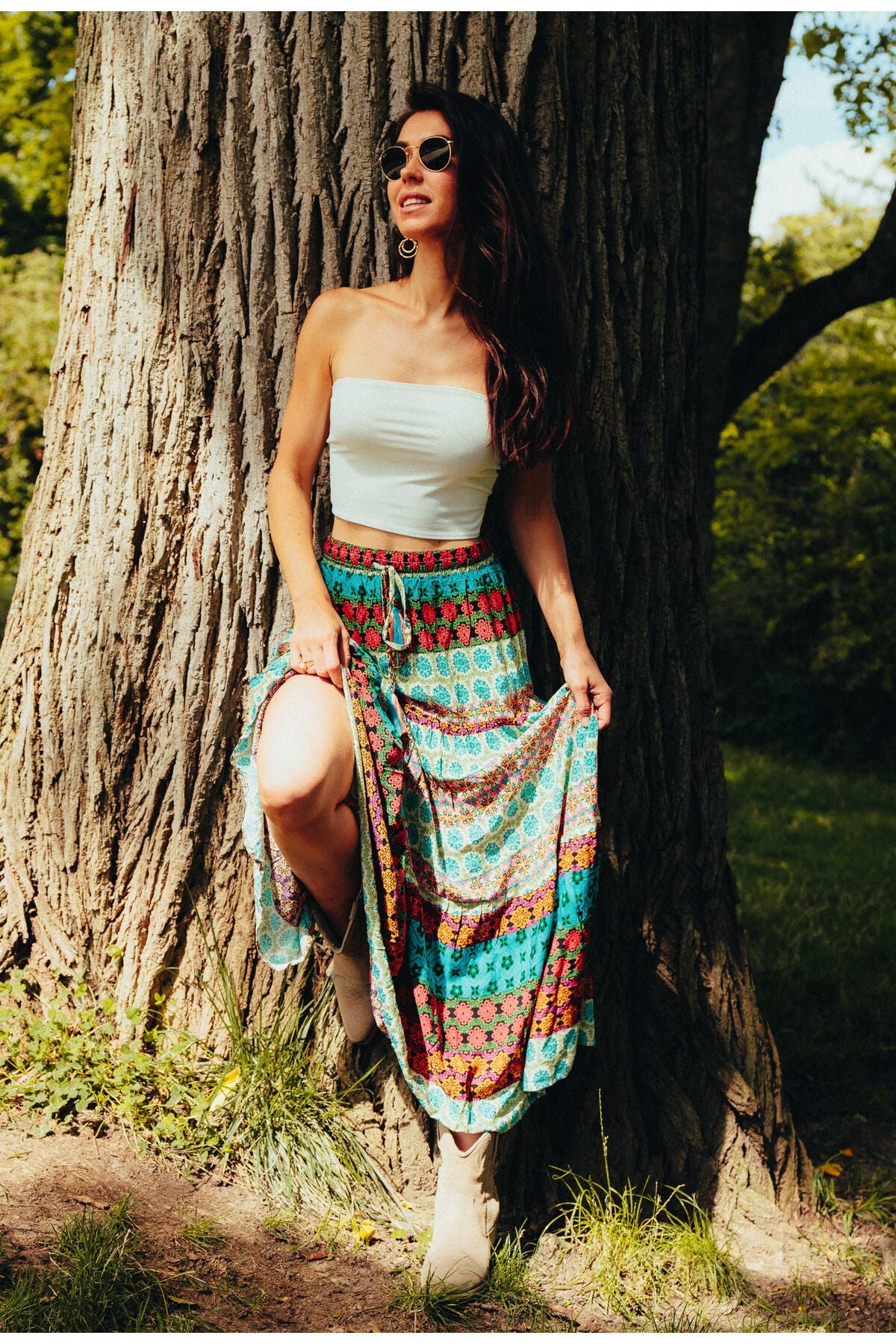 Bohemian maxi rok met print – turquoise vibes