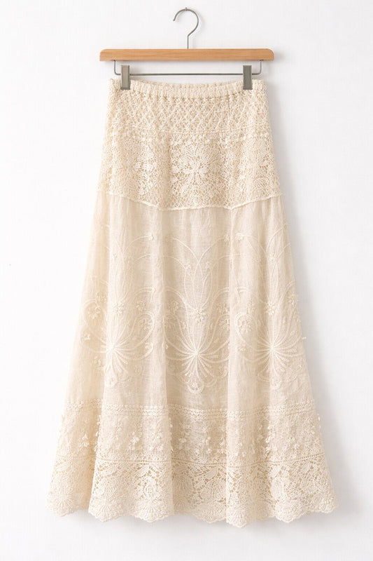 Ecru rok van geborduurde Franse kant